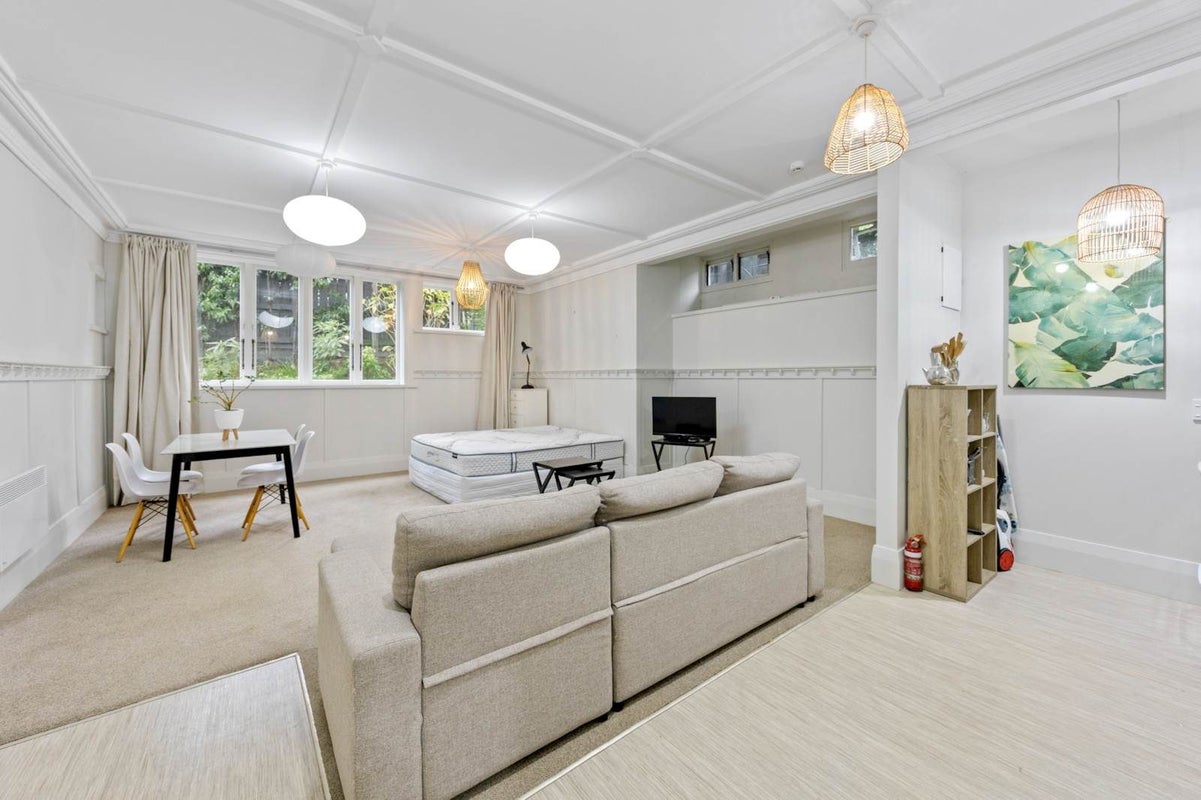 9 Sentinel Road, Herne Bay, Auckland - Carousel 1