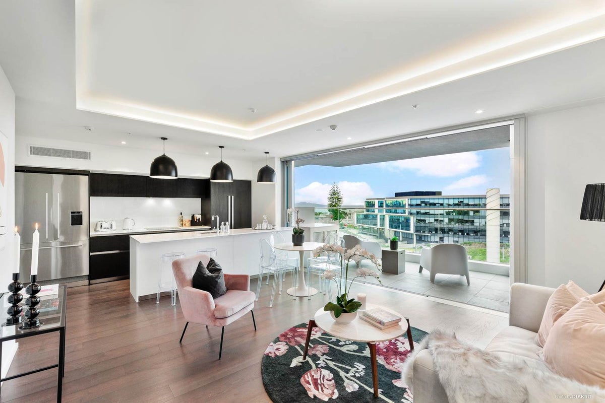 801/85 Nuffield Street, Newmarket, Auckland - Carousel 1