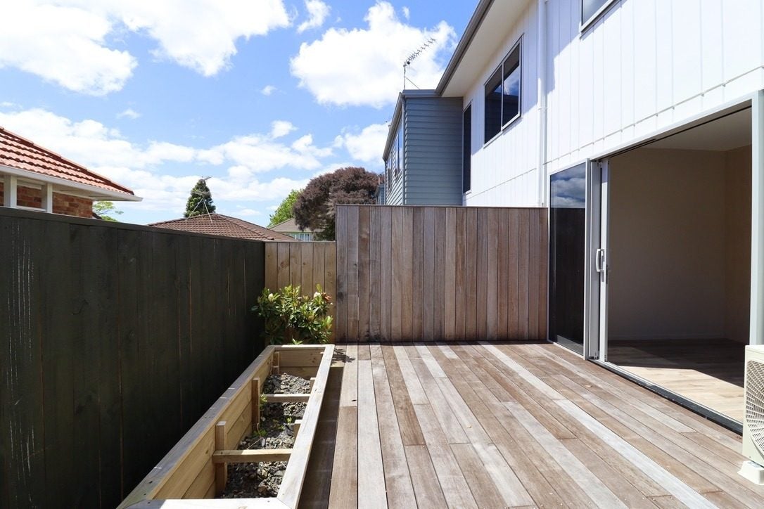 30B Ngarimu Road, Panmure, Auckland - Carousel 2
