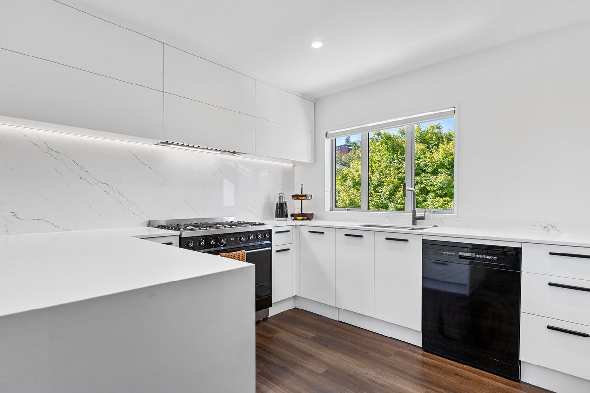 61A Cashmere Road, Cashmere, Christchurch - Carousel 2