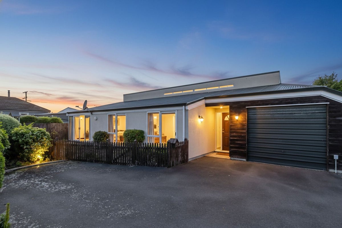 182G Bay View Road, South Dunedin, Dunedin - Carousel 1