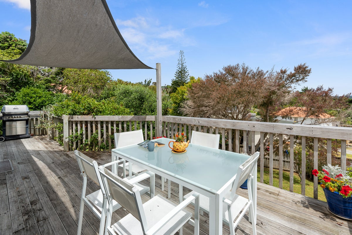 8 Inca Place, Snells Beach, Snells Beach - Carousel 2