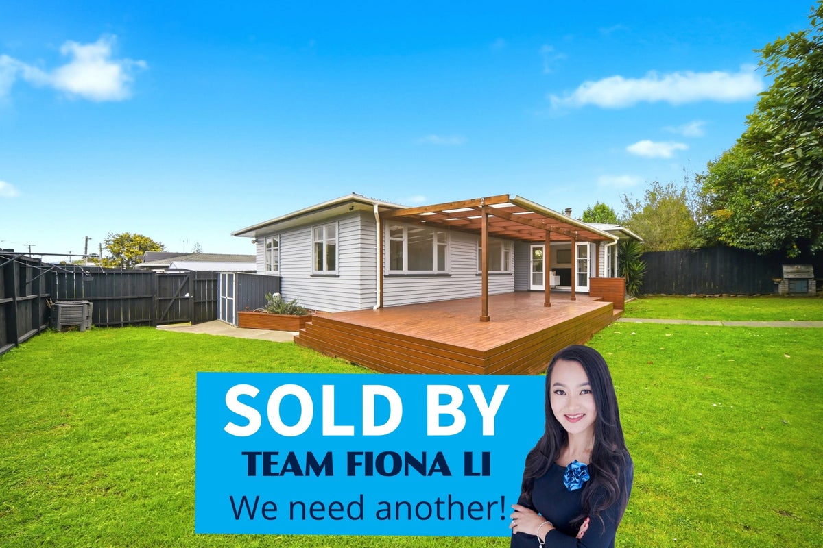 102 Taikata Road, Te Atatu Peninsula, Auckland - Carousel 1