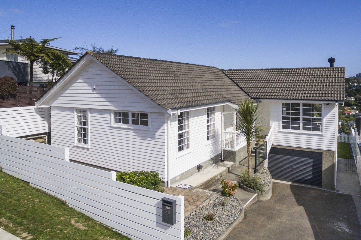 36 Kandy Crescent, Ngaio, Wellington - Carousel 2