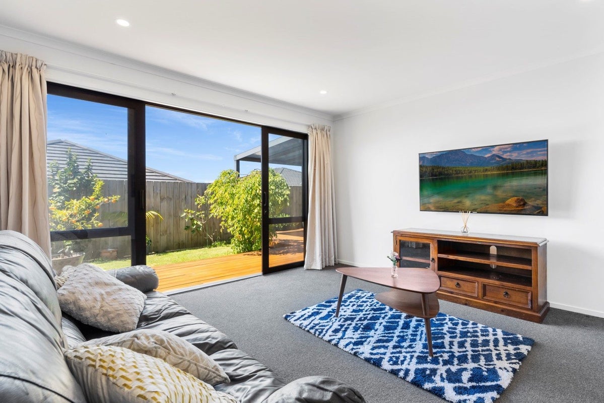 125 Penetaka Heights, Pyes Pa, Tauranga - Carousel 1