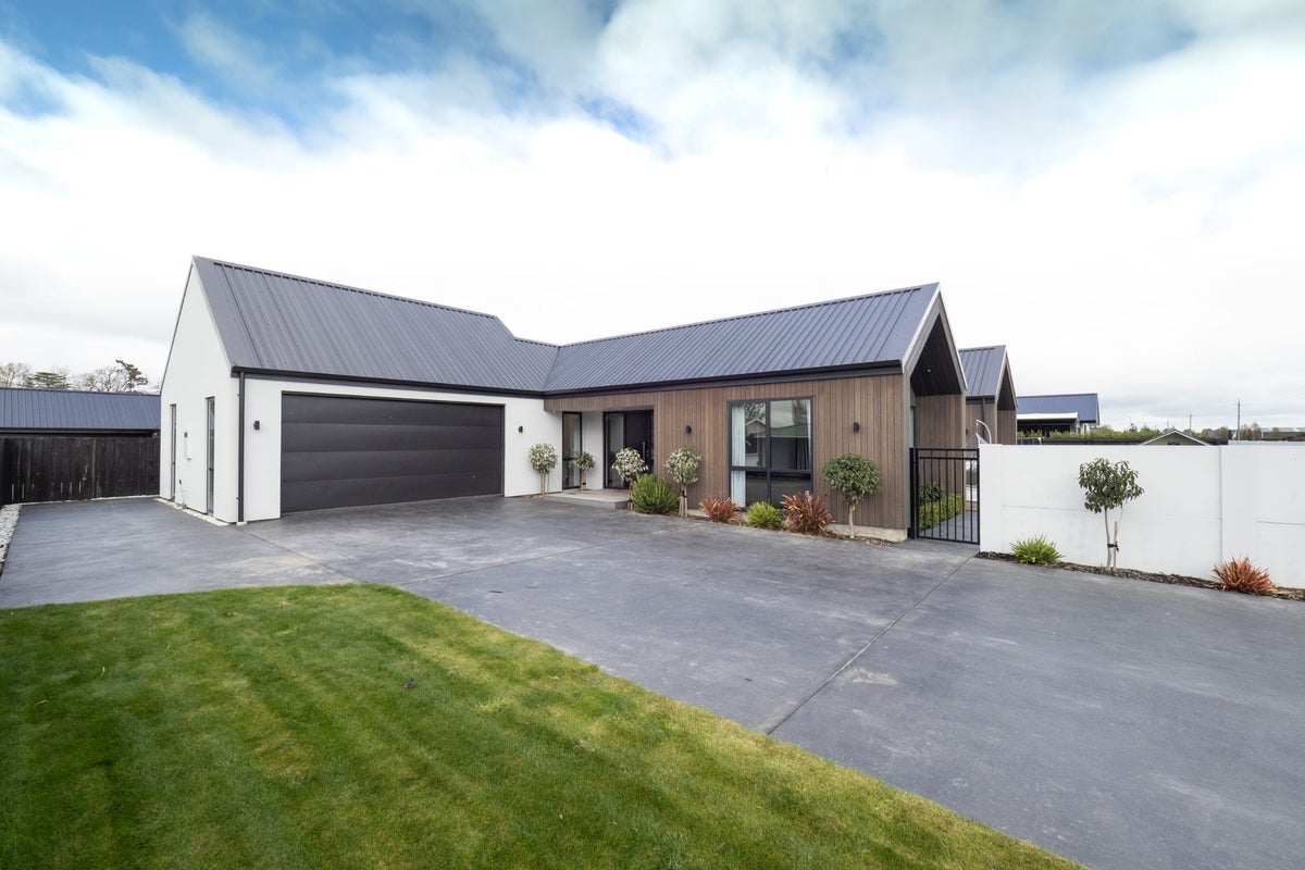 113 Tarbottons Road, Tinwald, Ashburton - Carousel 21