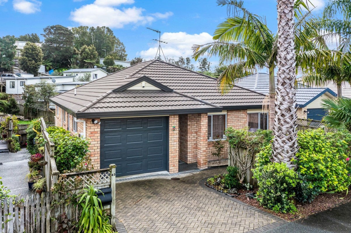 43 Red Hibiscus Road, Stanmore Bay, Whangaparaoa - Carousel 1