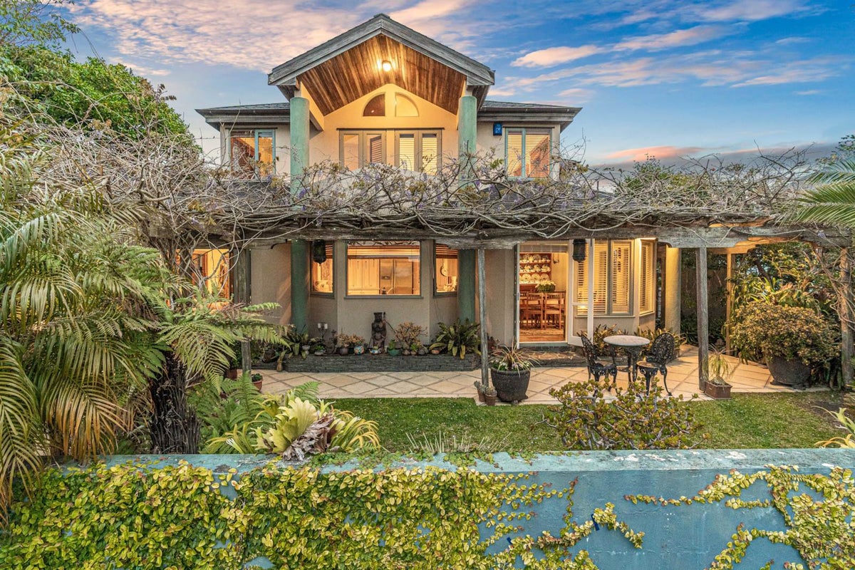 73A STANLEY POINT RD, Stanley Point , Auckland  - Carousel 1