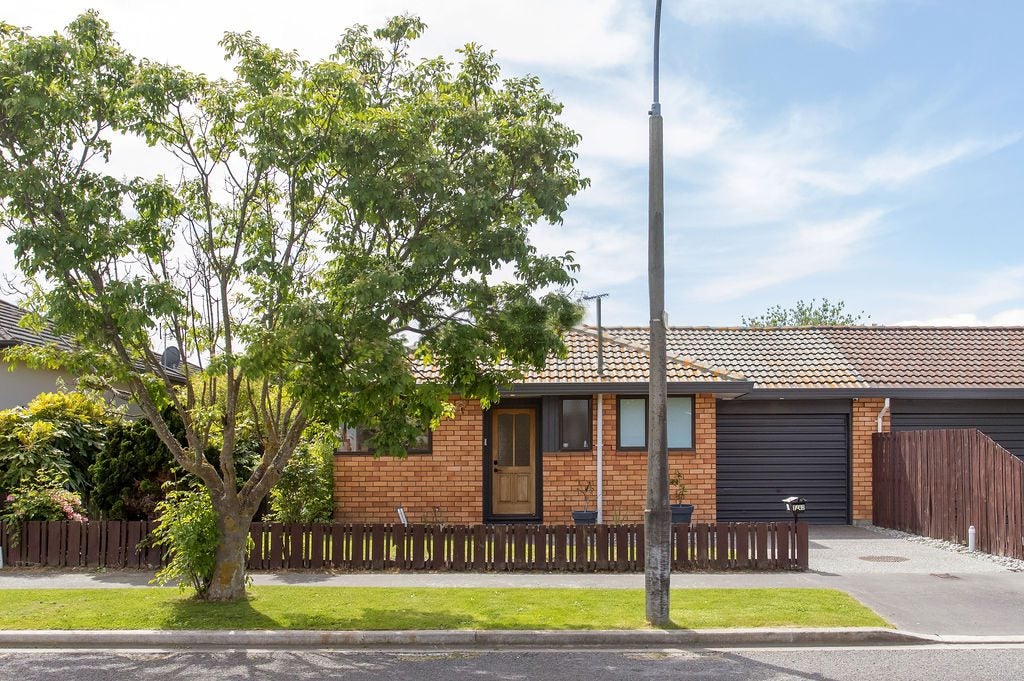 2/42 Briarmont Street, Avondale, Christchurch - Carousel 16