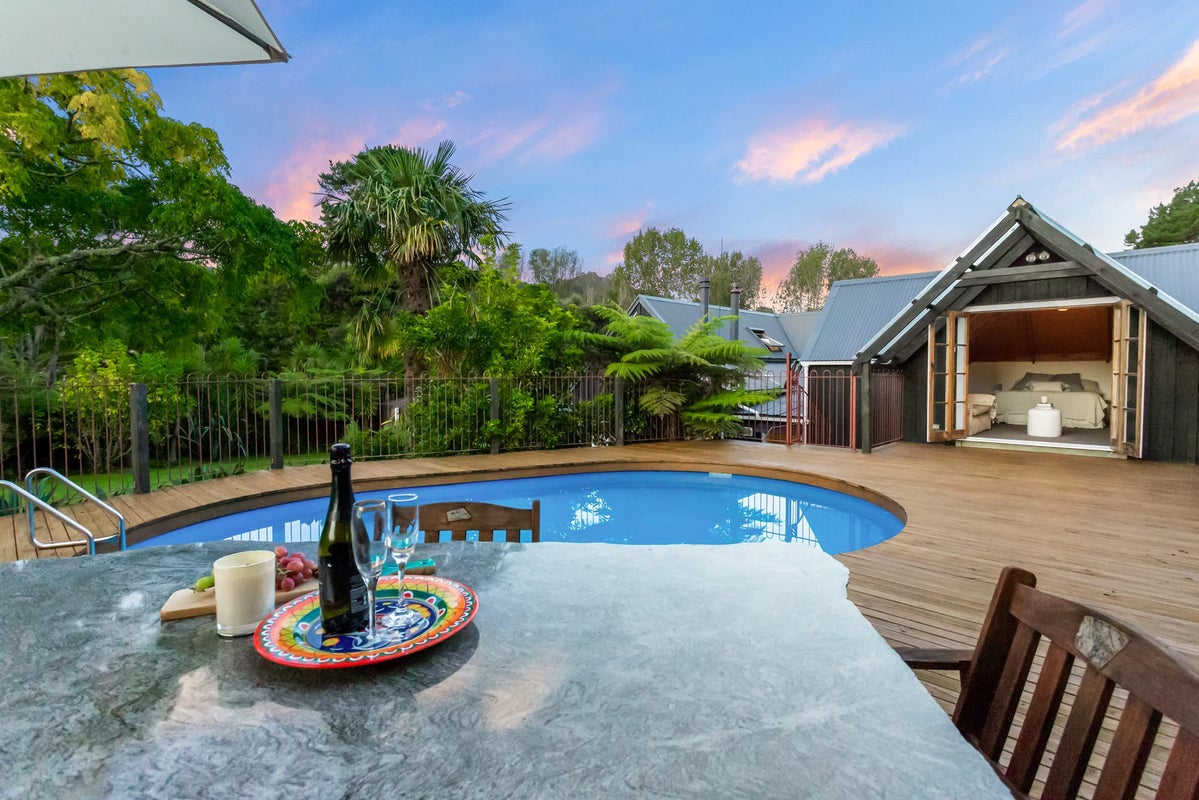 98 Bethells Road, Henderson - Carousel 2