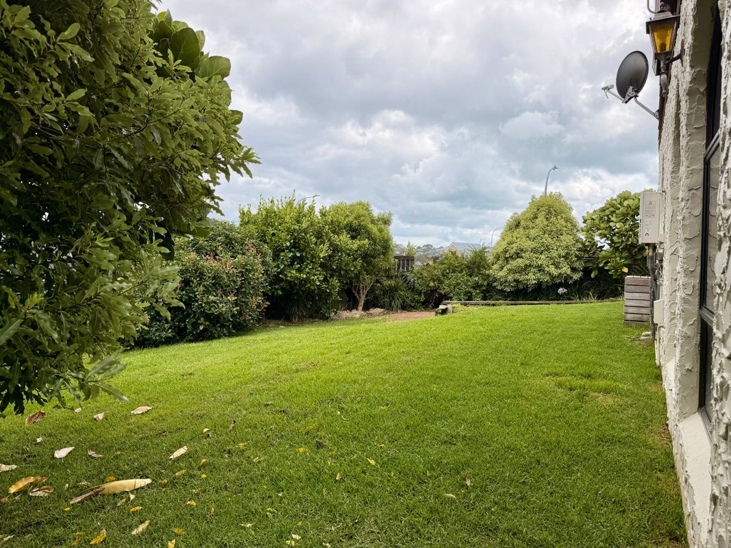2 Fallow Street, Browns Bay, Auckland - Carousel 22