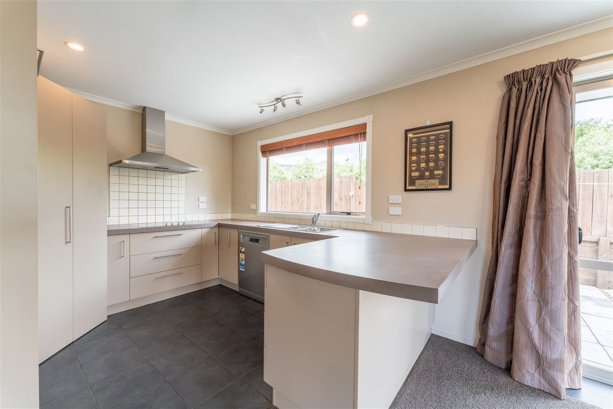 23 Grove Avenue, Weston, Oamaru - Carousel 2