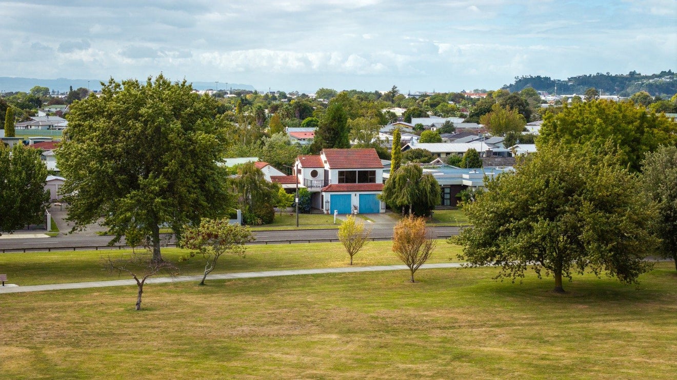 110 Freyberg Avenue, Tamatea, Napier - Carousel 32