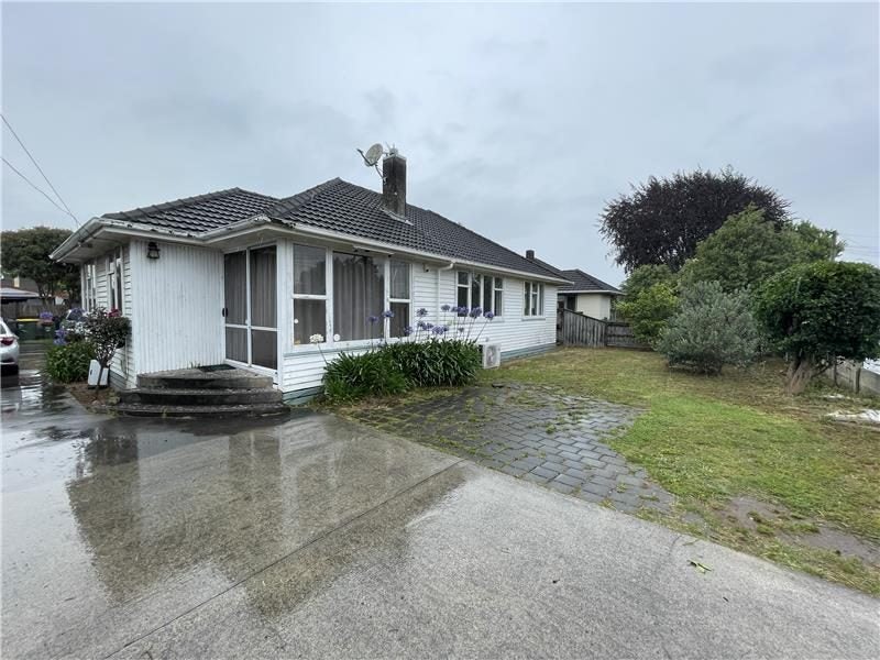 316 Peachgrove Road, Fairfield, Hamilton - Carousel 1