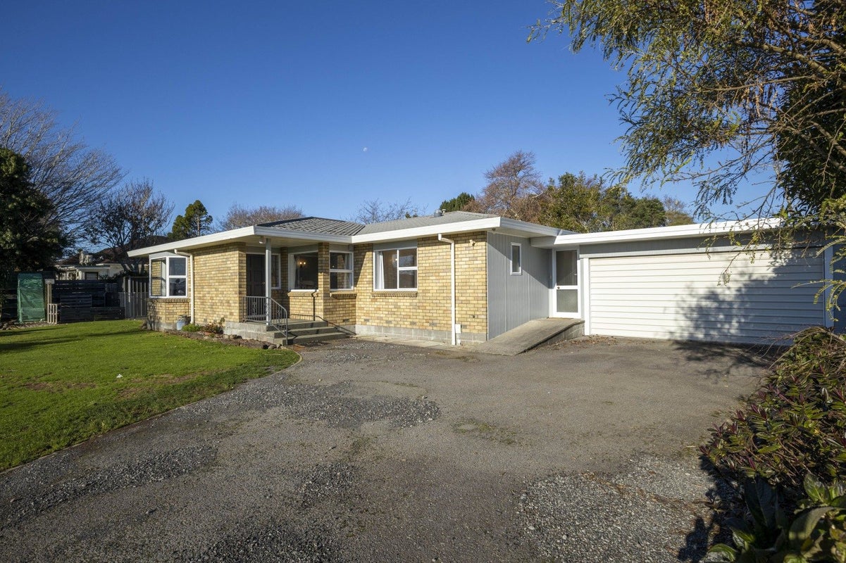 283A Mangorei Road, Merrilands, New Plymouth - Carousel 1
