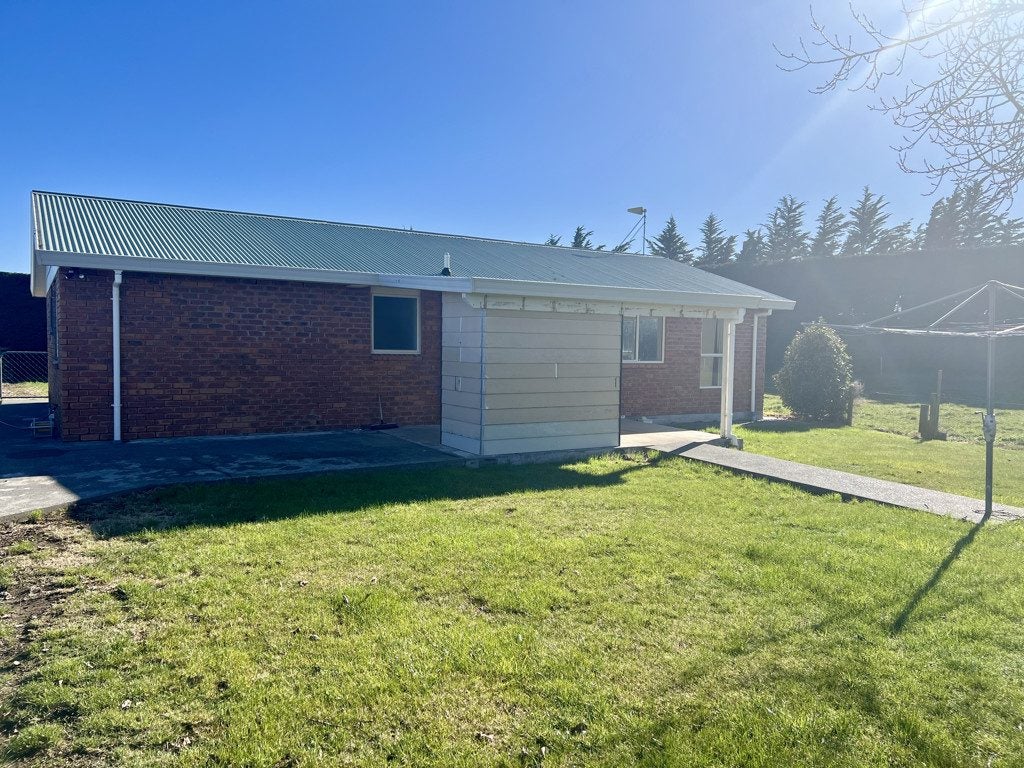 94 Gardiners Road, Bishopdale, Christchurch - Carousel 1