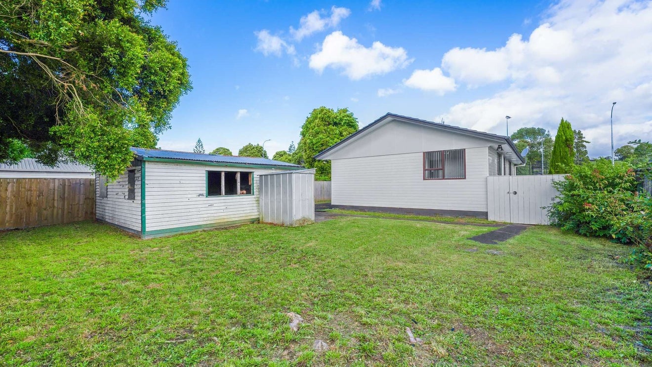 429 Bucklands Beach Road, Bucklands Beach, Auckland - Carousel 13