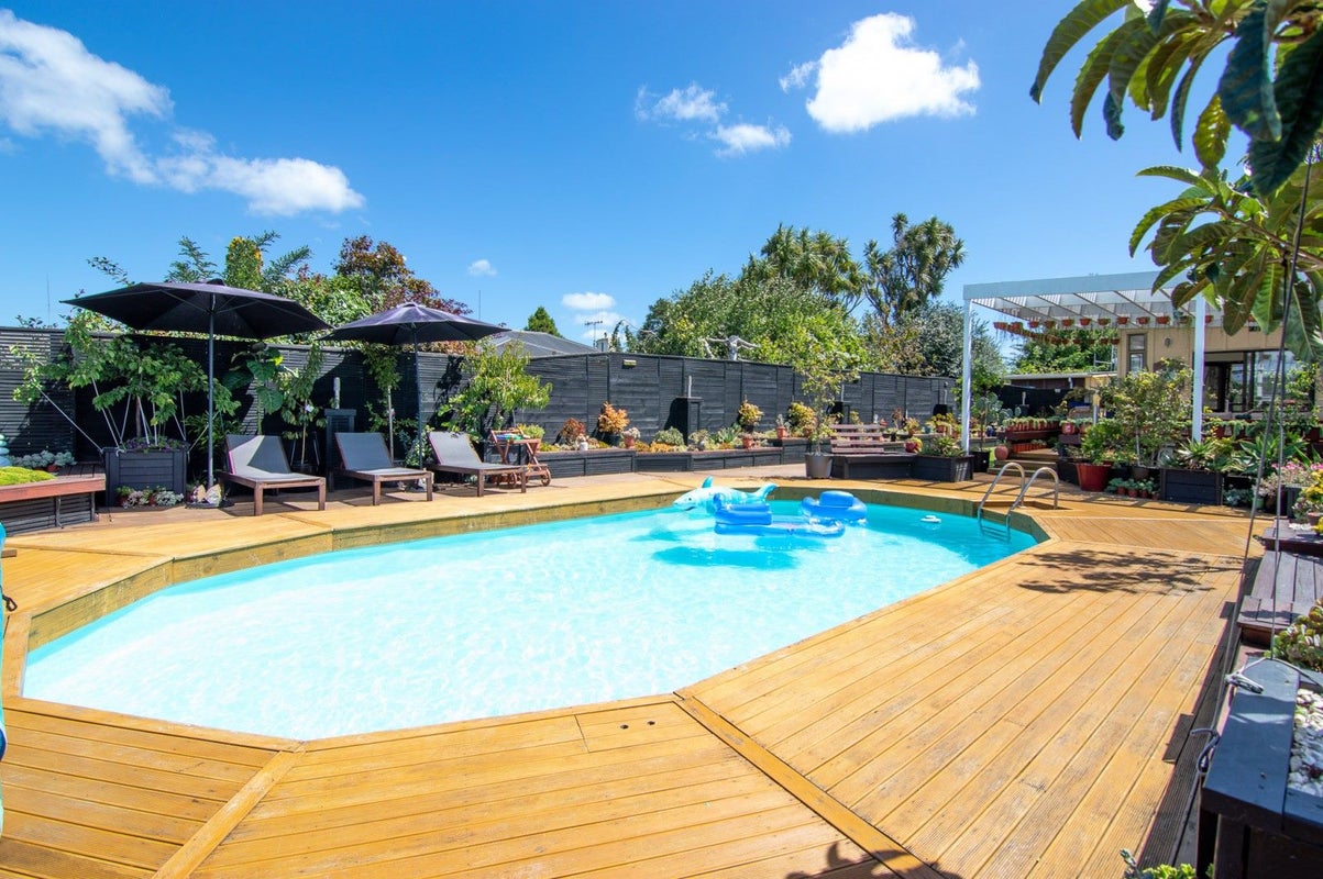 388 Botanical Road, West End, Palmerston North - Carousel 1