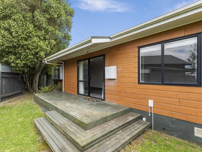 12 Delta Place, Milson, Palmerston North - Carousel 2