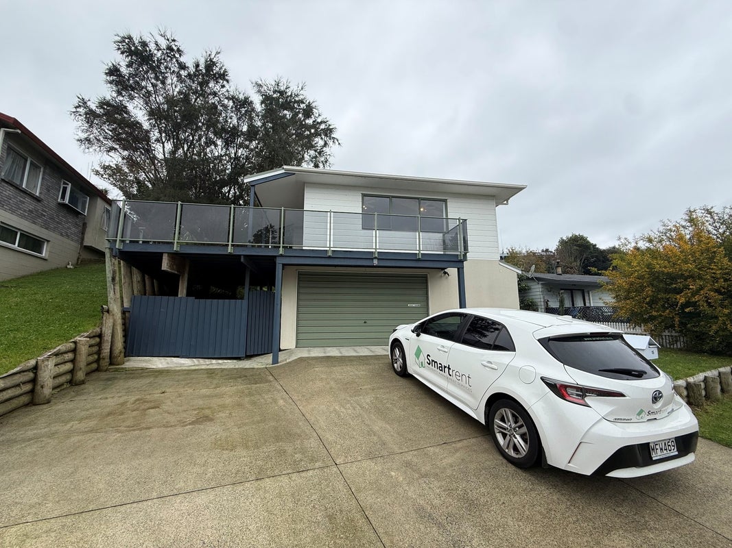 15 Osprey Drive, Welcome Bay, Tauranga - Carousel 1