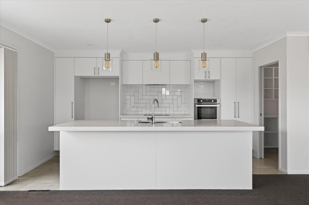 3 Cheyne Road, Pyes Pa, Tauranga - Carousel 2