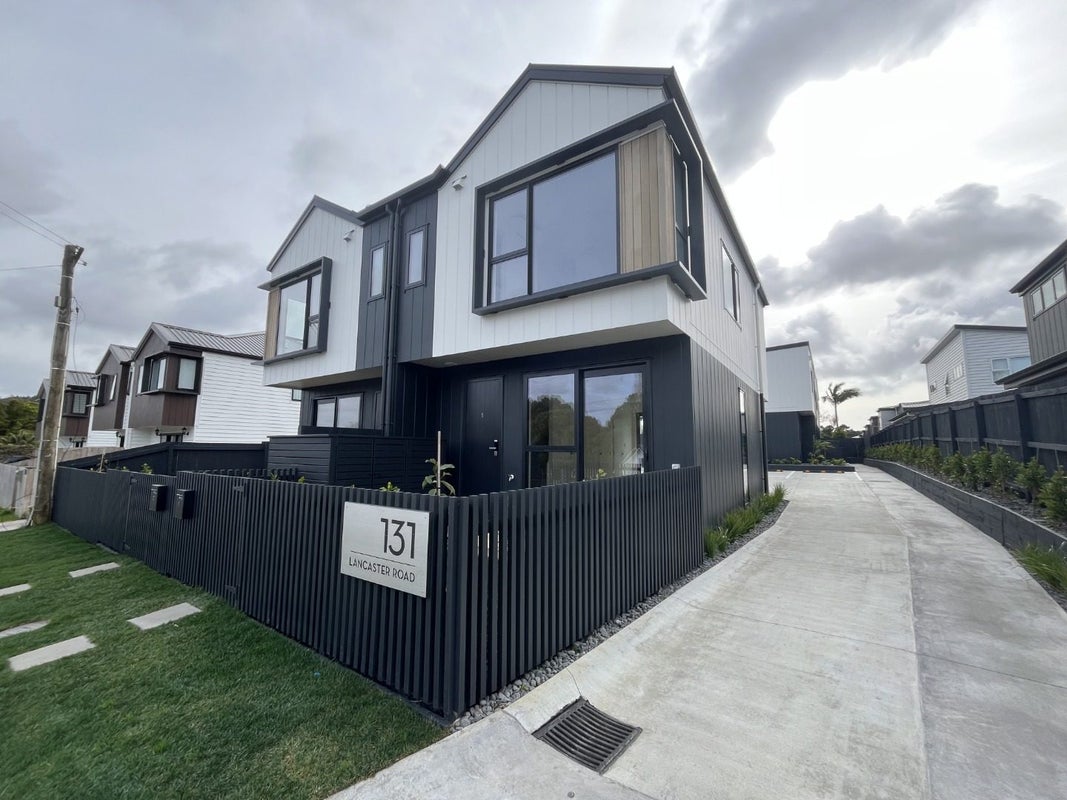 1/131 Lancaster Road, Beach Haven, North Shore City, Auckland - Carousel 20
