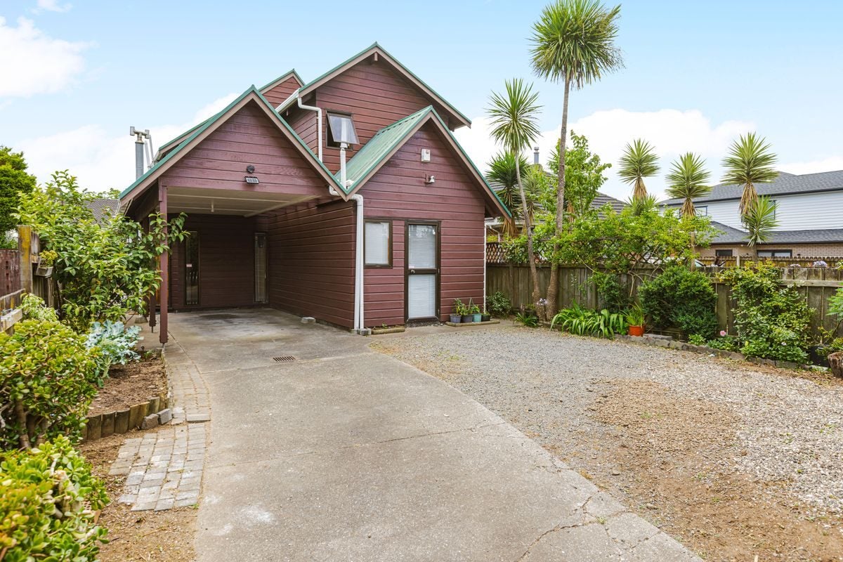 283B MASSEY RD, Mangere East, Auckland - Carousel 1