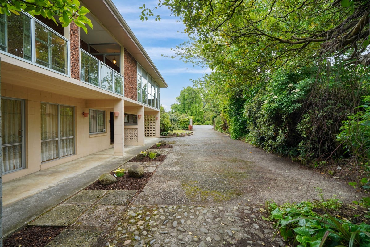 249 Queens Drive, Windsor, Invercargill - Carousel 34
