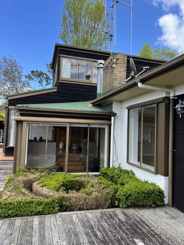 725 Highway 22, Tuakau - Carousel 1