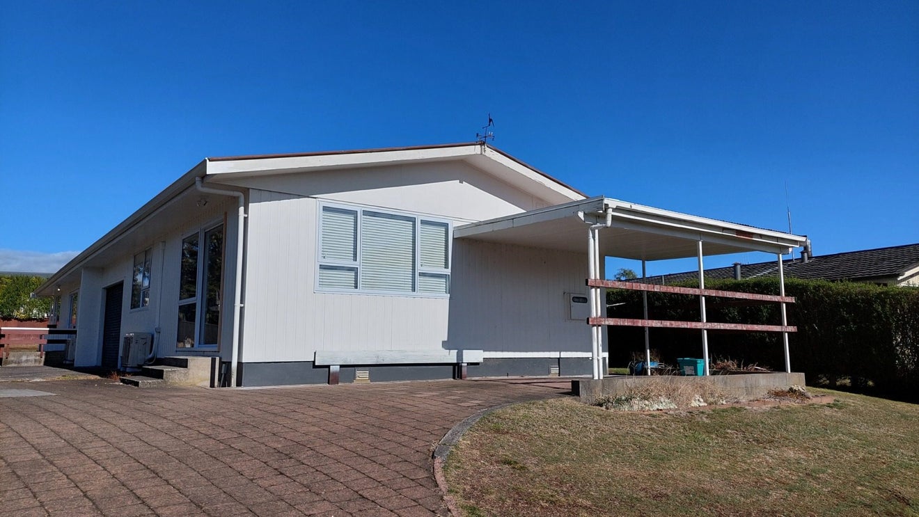 1/193 Tauhara Road, Tauhara, Taupo - Carousel 1