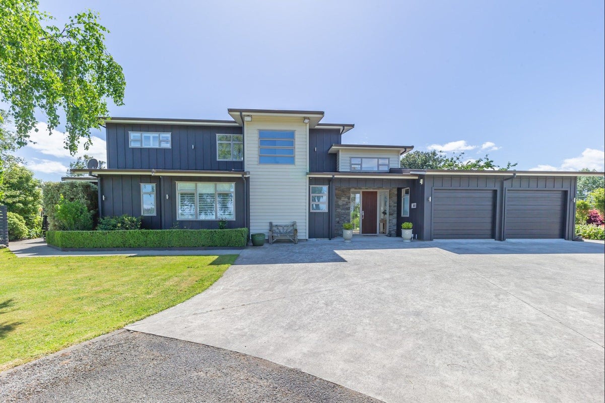 205 Muhunoa Road, OHAU, LEVIN - Carousel 2