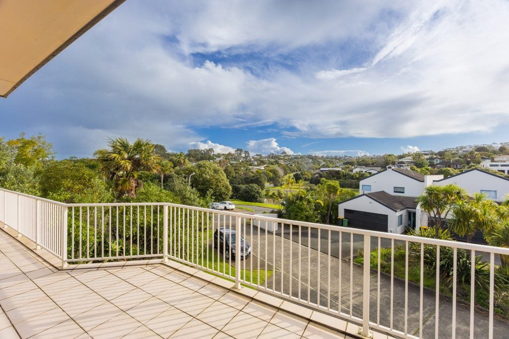 8 Greenway Rise, Gulf Harbour, Rodney, Auckland - Carousel 2