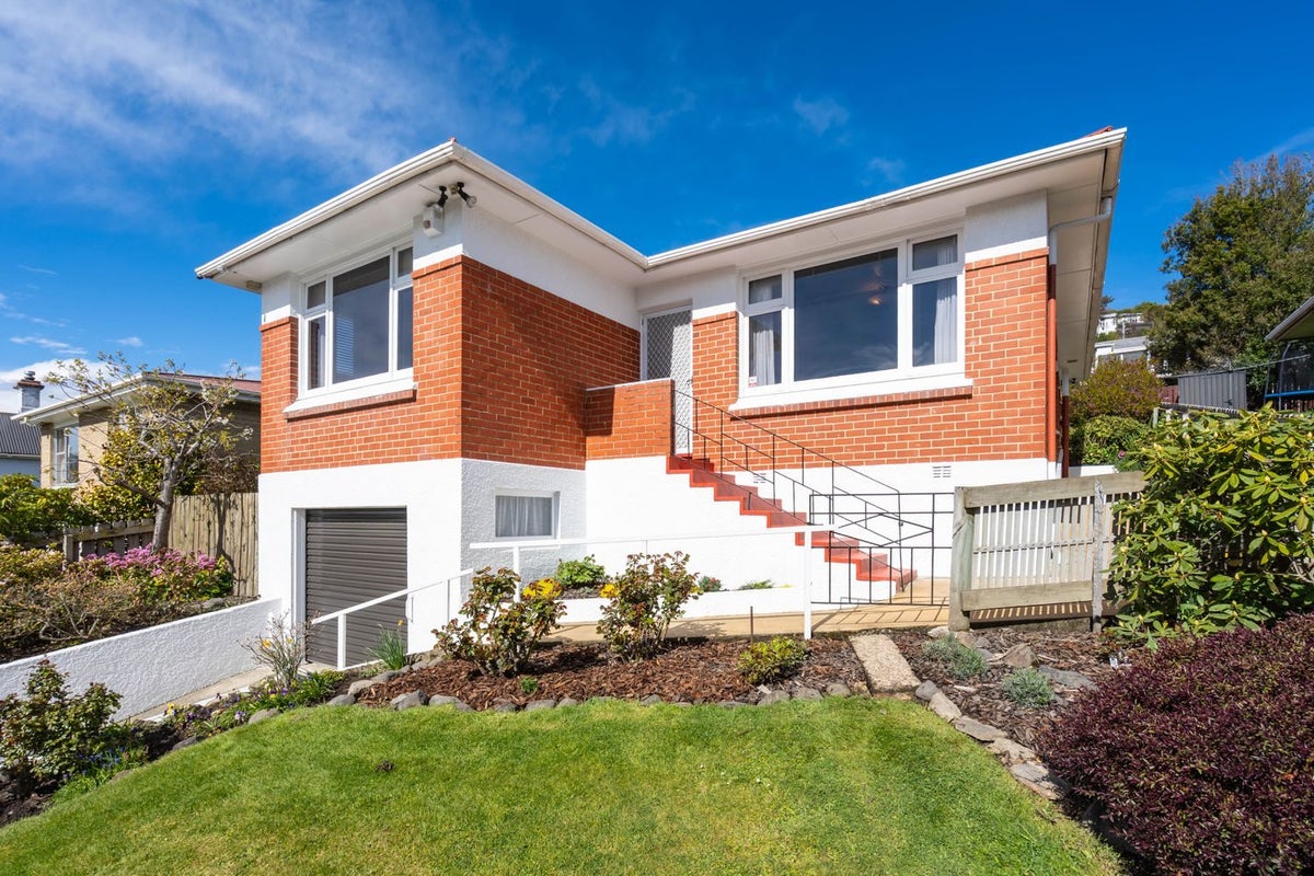 69 Kaikorai Valley Road, Kaikorai, Dunedin - Carousel 1