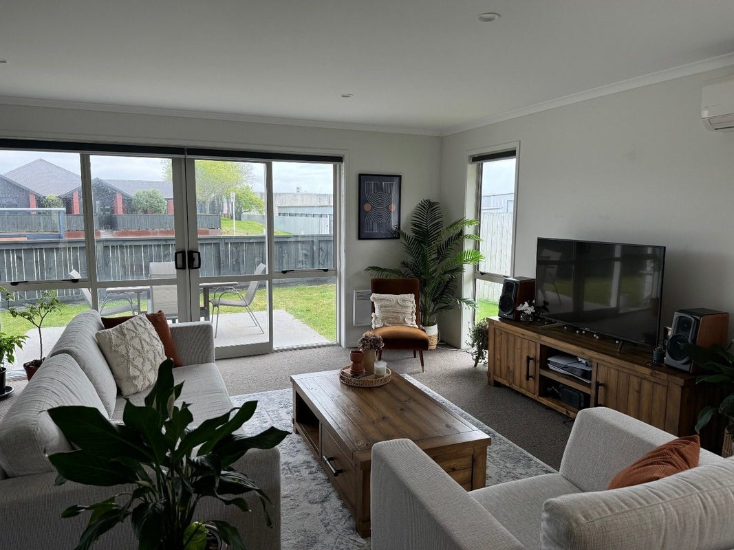 34 Kuru Place, Papamoa, Papamoa - Carousel 1