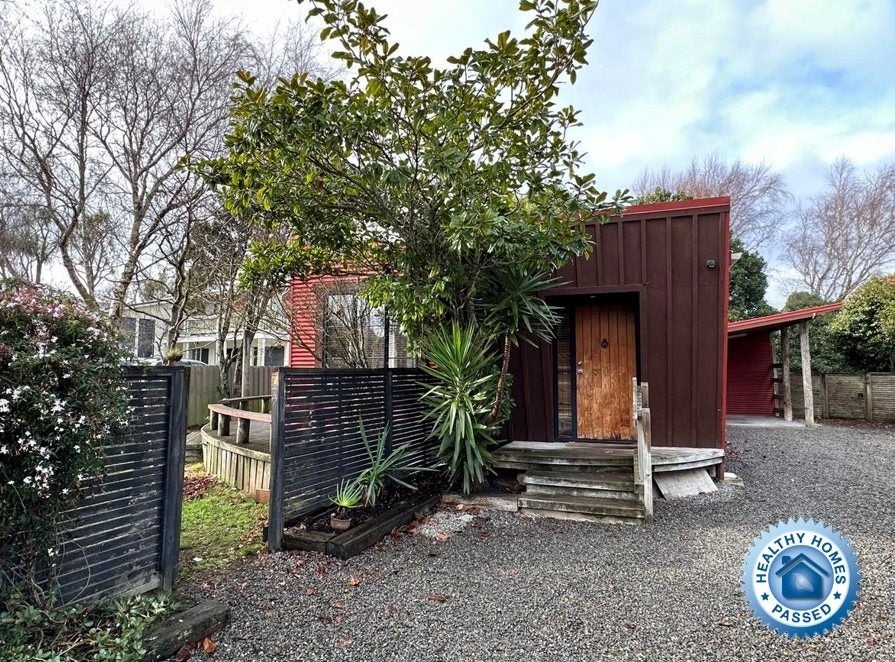 8 Pitoitoi Street, Otaihanga, Paraparaumu - Carousel 1