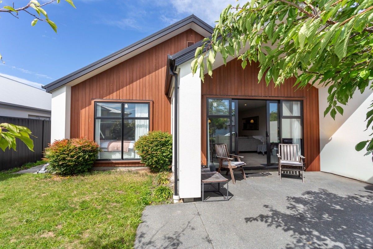 7 Earhart Lane, Wigram, Christchurch - Carousel 1
