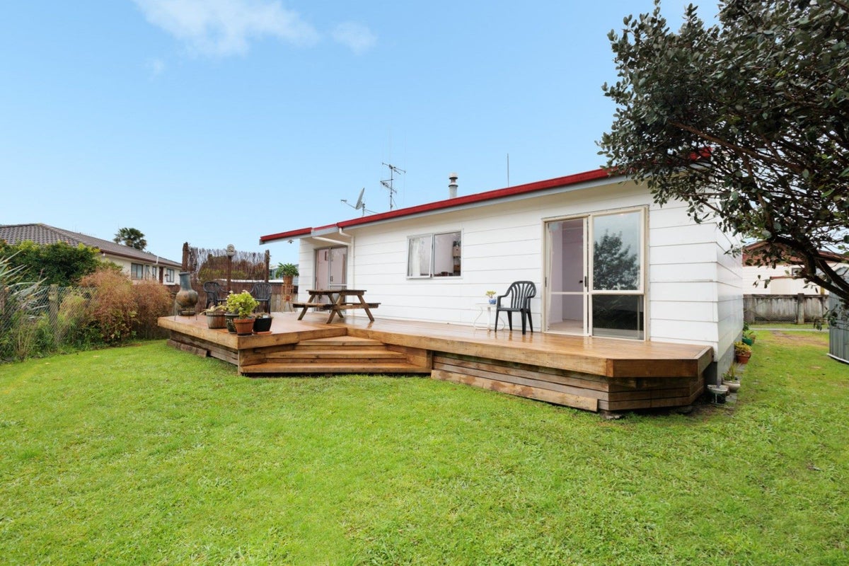 152 Windermere Drive, Poike, Tauranga - Carousel 2