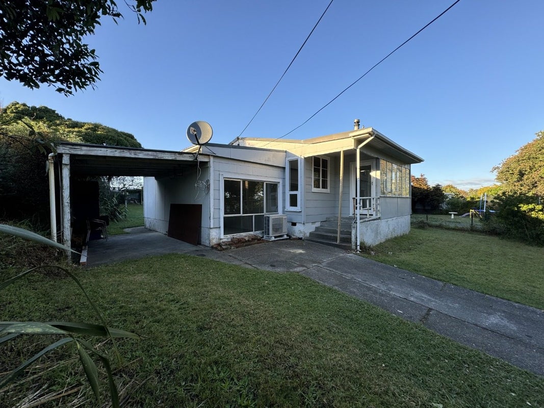 8 Mahoe Street, Otaki Beach, Otaki - Carousel 2