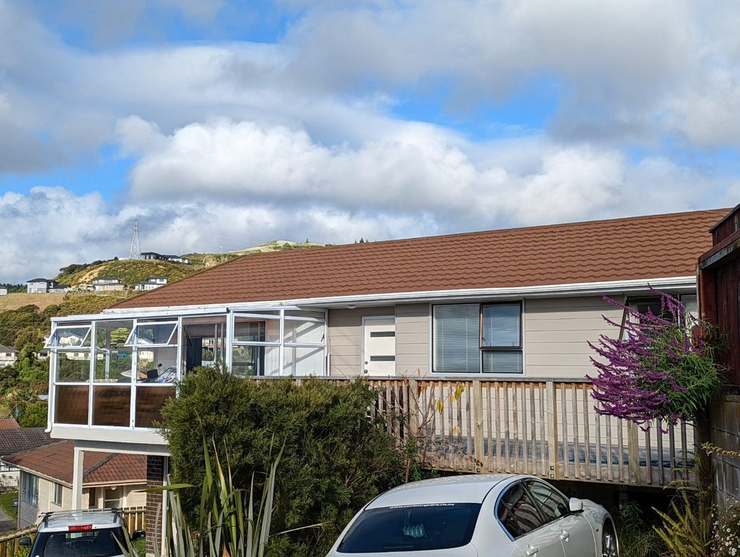 9 Exploration Way, Whitby, Porirua - Carousel 2