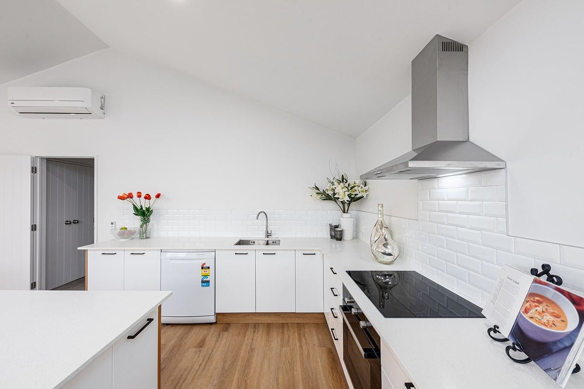 75 Golf Links Road, Shirley, Christchurch - Carousel 2