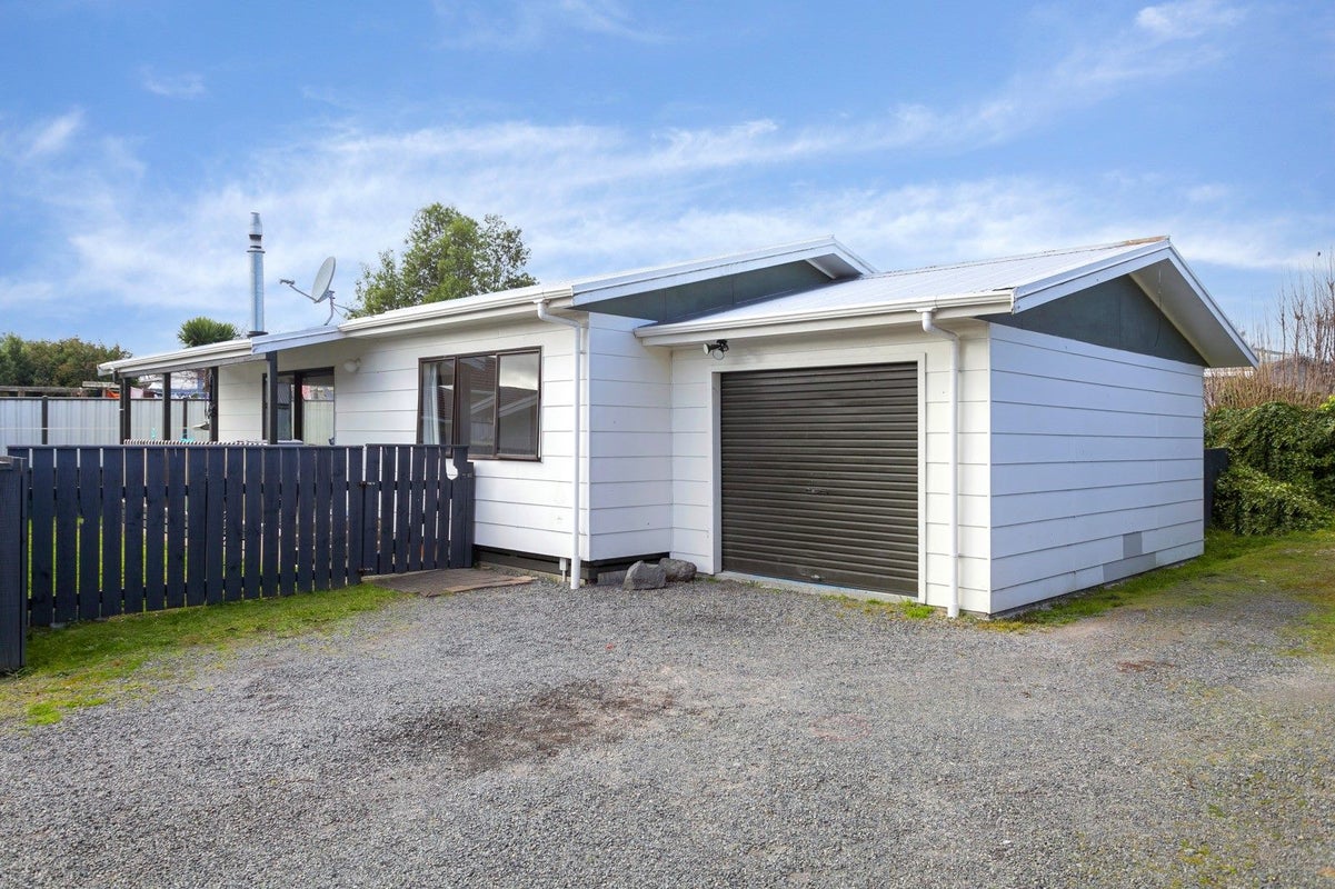 1/217 Rifle Range Road, Tauhara, Taupo - Carousel 1