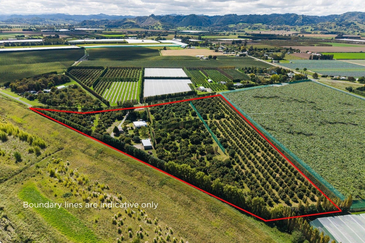 42 Ferry Road, Waerengaahika, Gisborne - Carousel 1