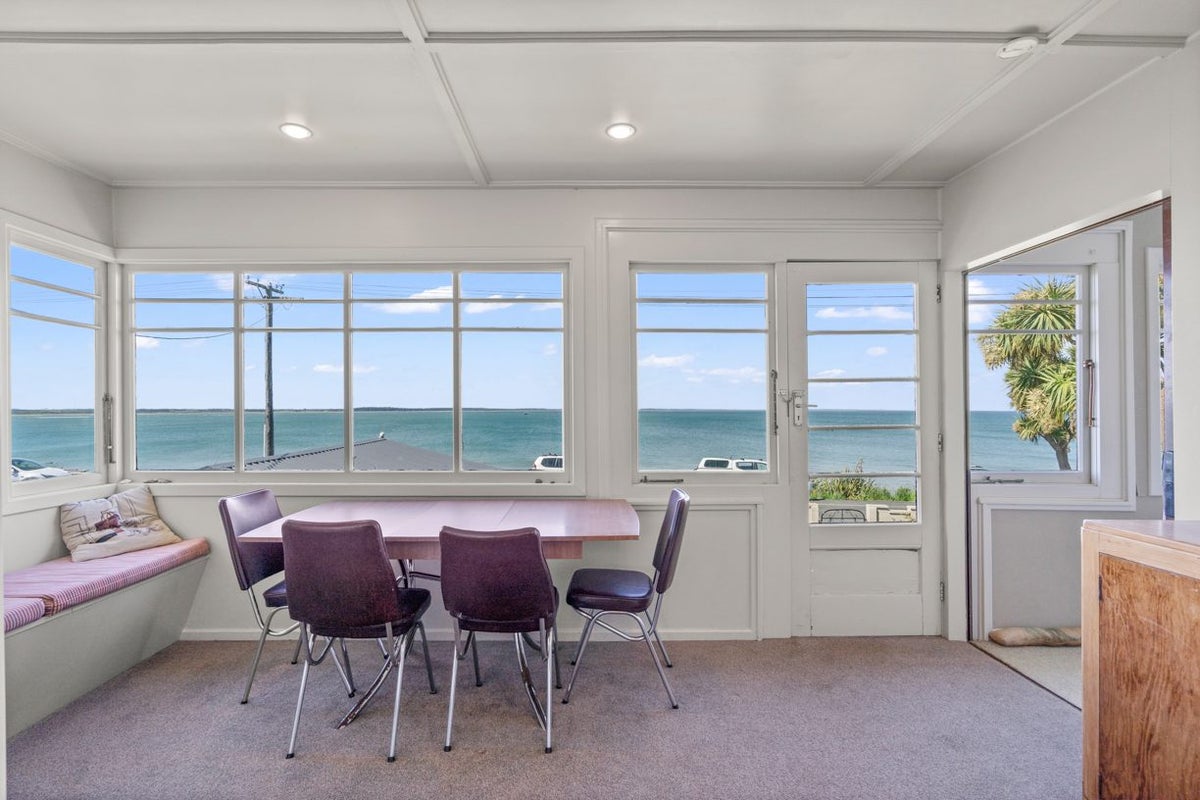 138 Rocks Highway, Riverton/Aparima - Carousel 1