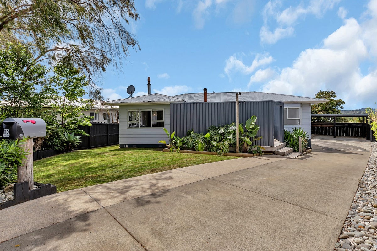 30 Ascot Avenue, Kamo, Whangarei - Carousel 1
