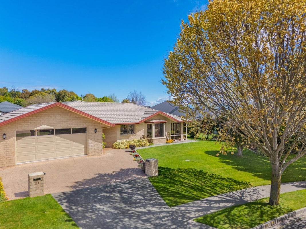 24 Elmwood Avenue, Witherlea, Blenheim - Carousel 2