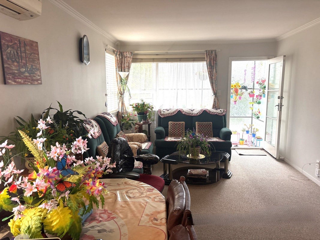 1/9 Pitt Place, St Albans, Christchurch - Carousel 2
