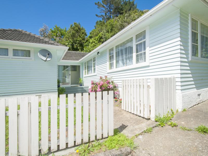 29 Kopara Grove, Stokes Valley, Lower Hutt - Carousel 2