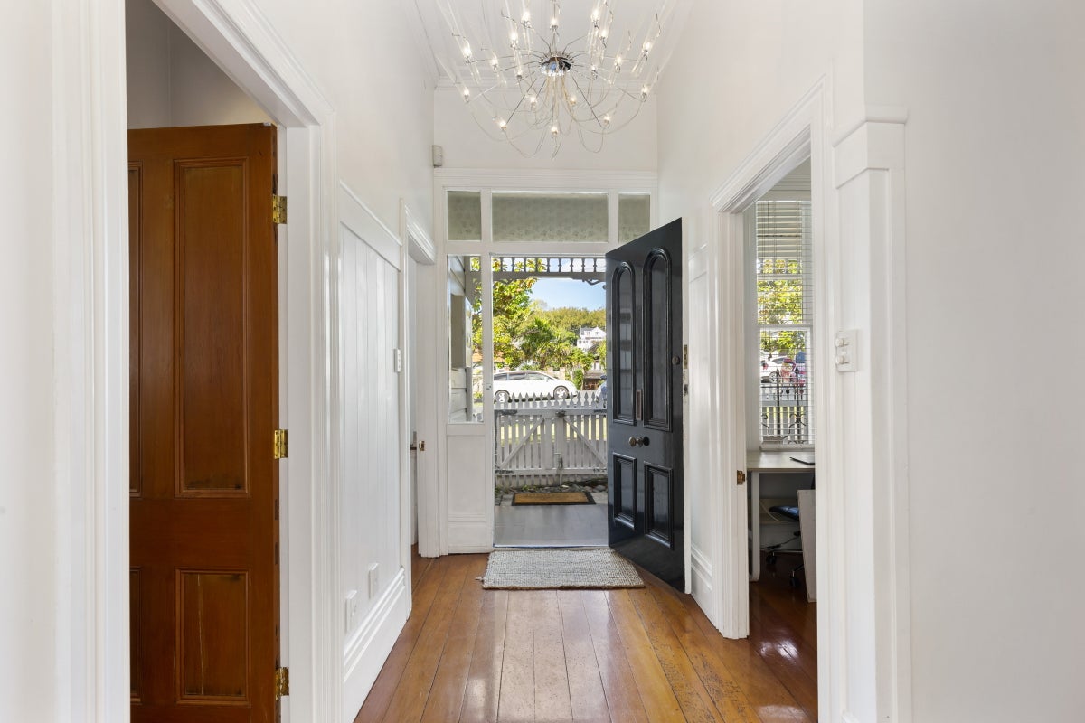 42 Anglesea Street, Freemans Bay, Auckland - Carousel 2
