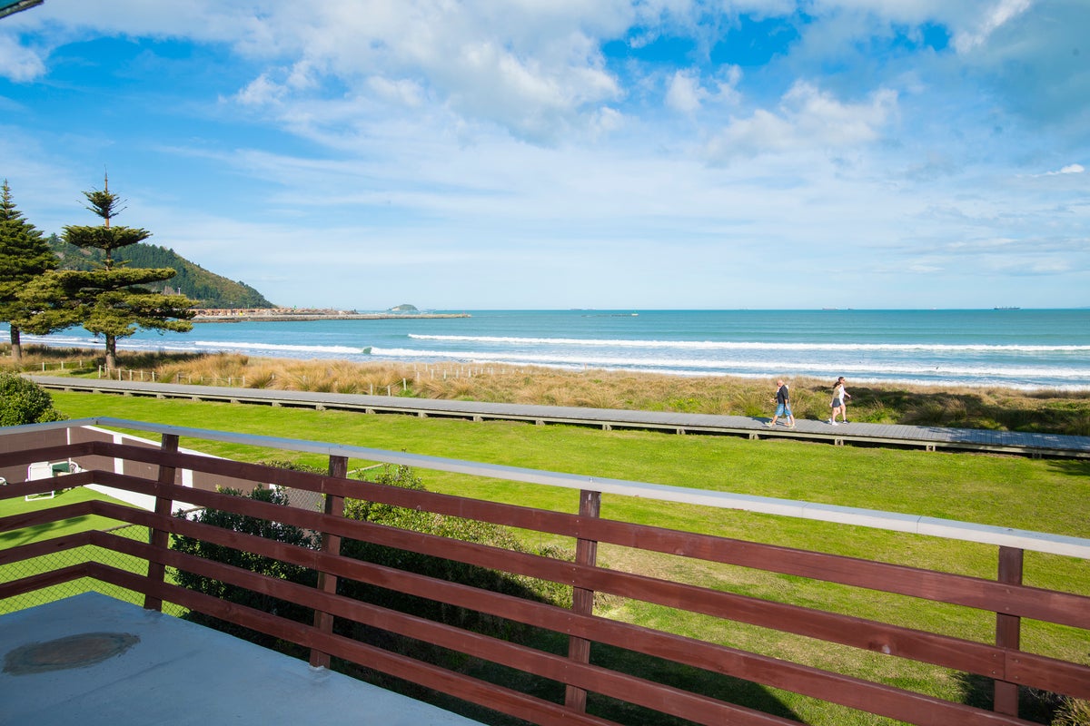18 Salisbury Road, Awapuni, Gisborne - Carousel 1