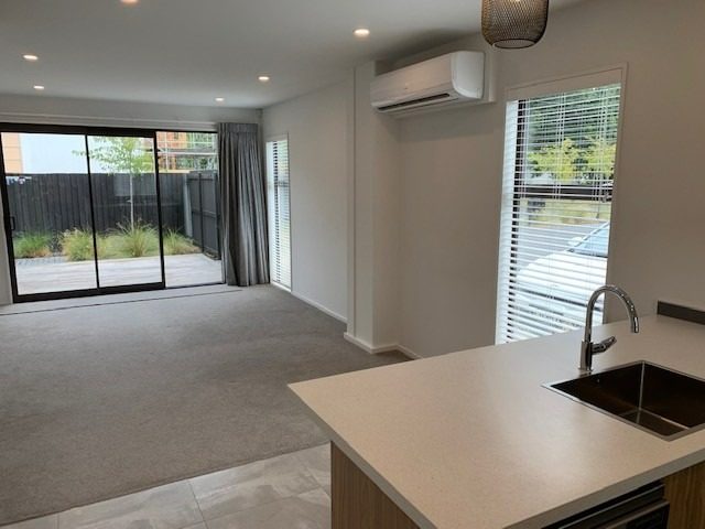 32 Church Square, Addington, Christchurch - Carousel 2